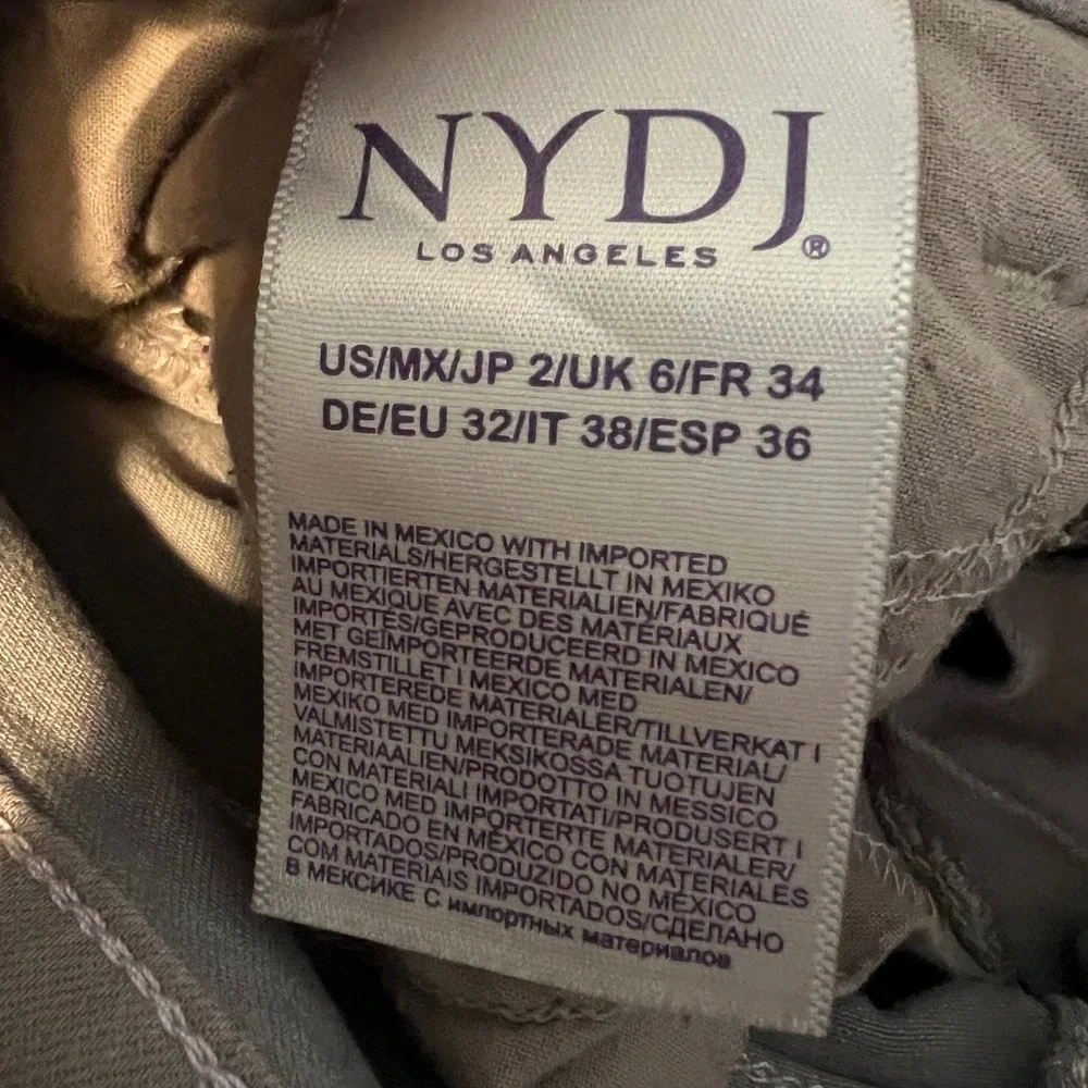 NYDJ Marilyn Straight Leg‎ Jeans Gray Size 2 Hand Cropped Lift Tuck Technology